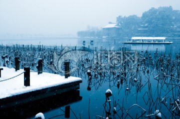 西湖雪景