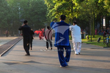 都江堰广场晨练 太极拳