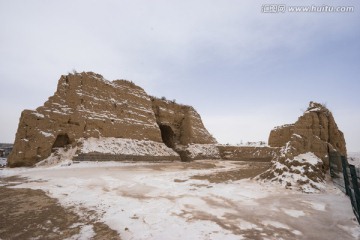 镇边堡村土长城城门 军堡