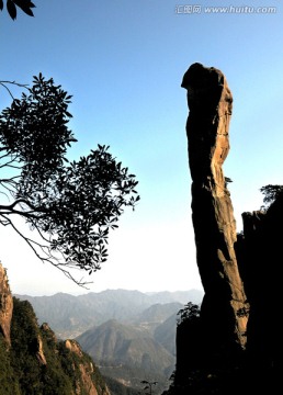 三清山巨蟒出山