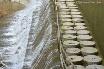 水坝