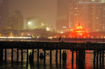 青岛滨海夜景