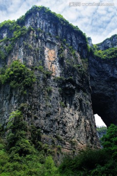 天坑地缝