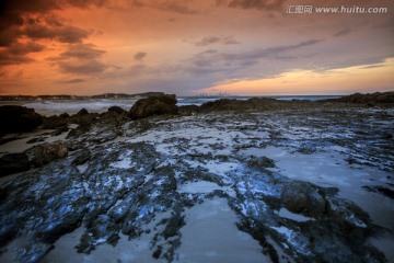 黄金海岸的晚霞海景