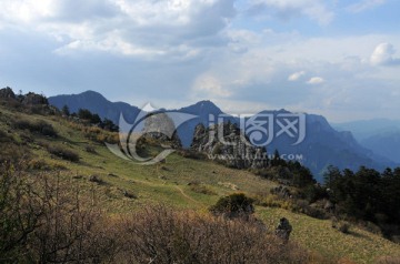 湖北宜昌板壁岩