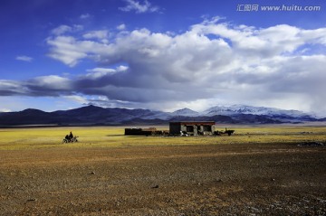 西藏改则草原