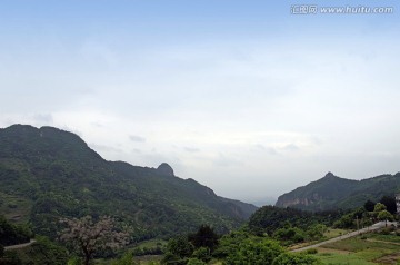 浦江仙华山景区群山全景