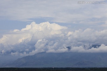 云雾天山