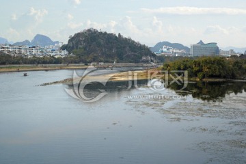 流过桂林市区的漓江