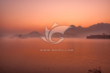 通济湖之晨 早晨的湖泊