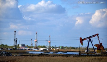 大庆油田采油钻井景观