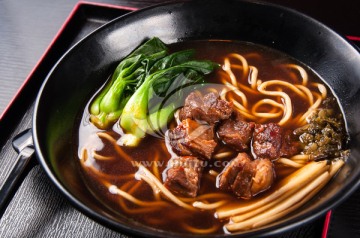 红烧牛肉面