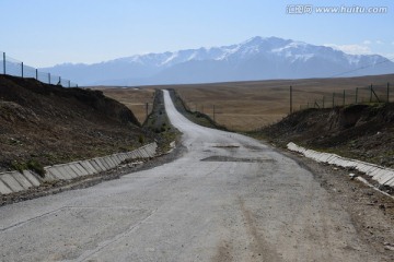 荒漠公路 新疆