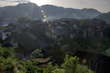 福宝夕照