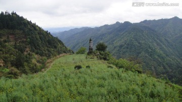 江西婺源古村落 群山