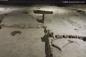 西安半坡遗址博物馆出土墓葬