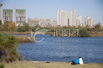 沿河建筑