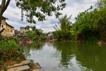 古镇小河