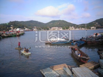 珠海横琴码头与澳门路环岛景色