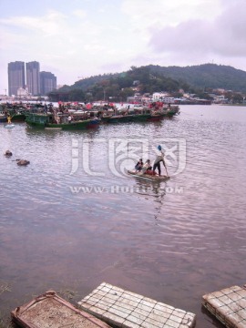 夹马口水道与澳门路环岛景色