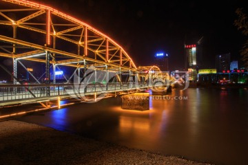 兰州中山铁桥夜景