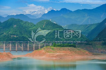 都江堰紫坪铺风光