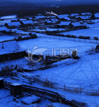 边境村庄雪景