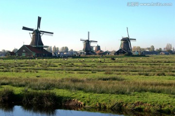 荷兰阿姆斯特丹风车村风光