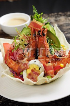 大虾蔬菜沙拉