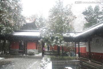 岳麓山麓山寺雪景