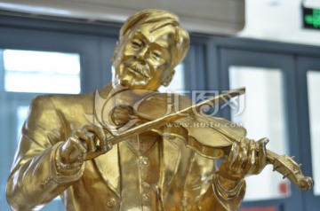 人物雕塑 小提琴手