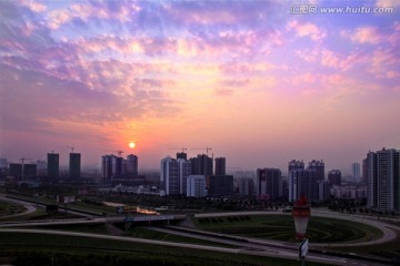 来宾市高速路口日暮晚景