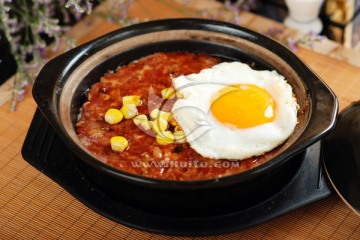 香菇肉饼煲饭