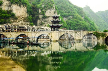 贵州省镇远县风光 石拱桥