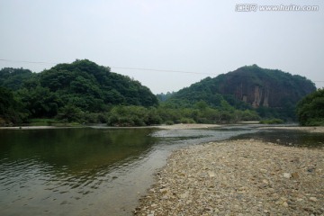 河滩沙滩卵石风景