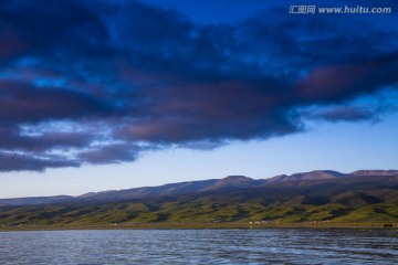 青海湖畔风光