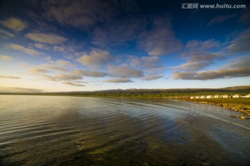 青海湖畔