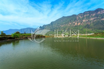 叙永丹山红岩坝茶园鱼塘