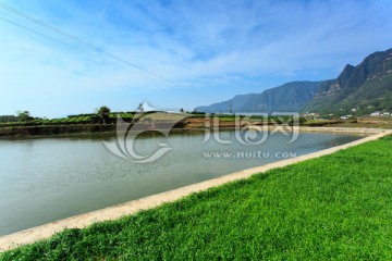 叙永丹山红岩坝茶园鱼塘