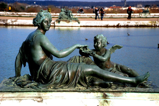 欧洲人物雕塑