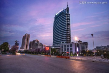 来宾市盘古大道夜景