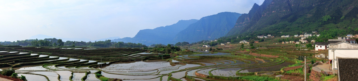 丹山红岩坝梯田全景接片