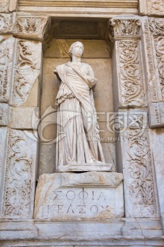 希腊知识女神雕像