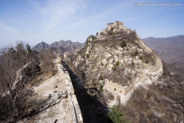 箭扣长城花季 蓝天白云