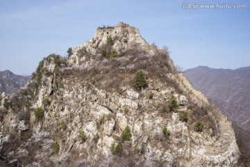 箭扣长城花季 蓝天白云 烽火台