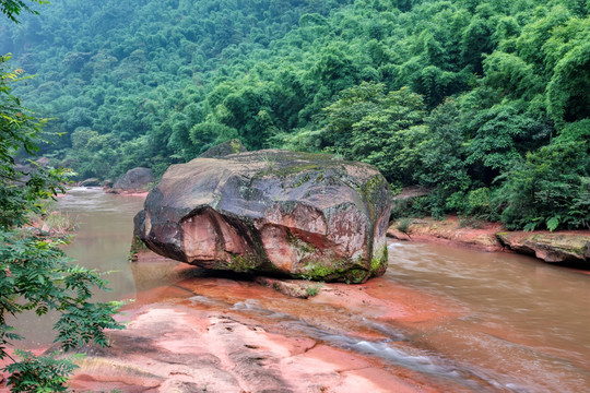 赤水燕子岩风景区风溪河