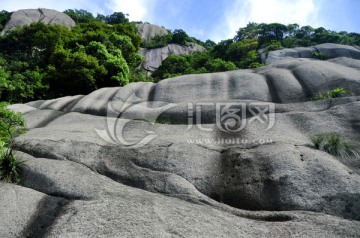天然花岗岩石壁景观