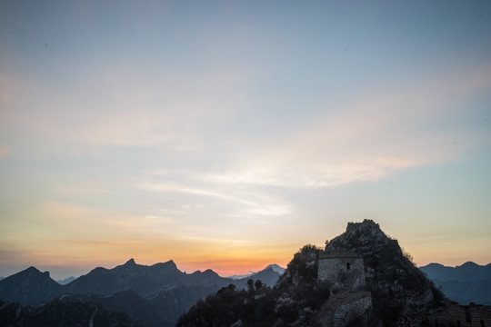 箭扣长城暮色 晚霞 天空 暖调