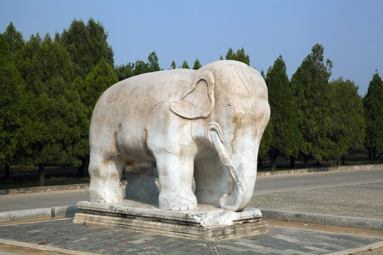 孝陵石像生