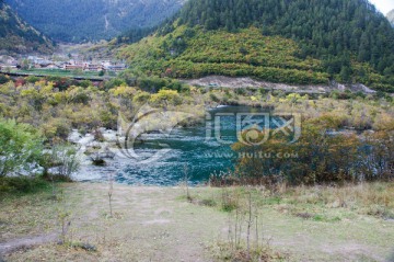 九寨沟树正瀑布群